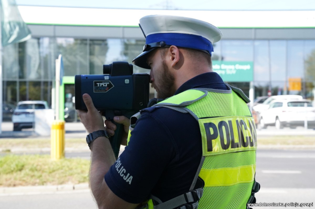 Majówka na drodze? Z głową - fot. dolnośląska policja