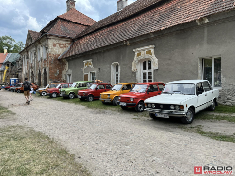 Kultowe „maluchy” w pałacu w Goszczu - 1