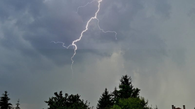 Sobota z burzami. Jest ostrzeżenie