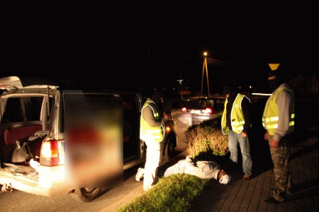 Duże ilości amfetaminy w samochodzie -