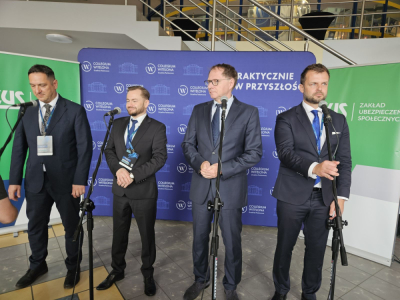 AI wkracza do szk&oacute;ł i uczelni - zakazywać czy wykorzystywać?