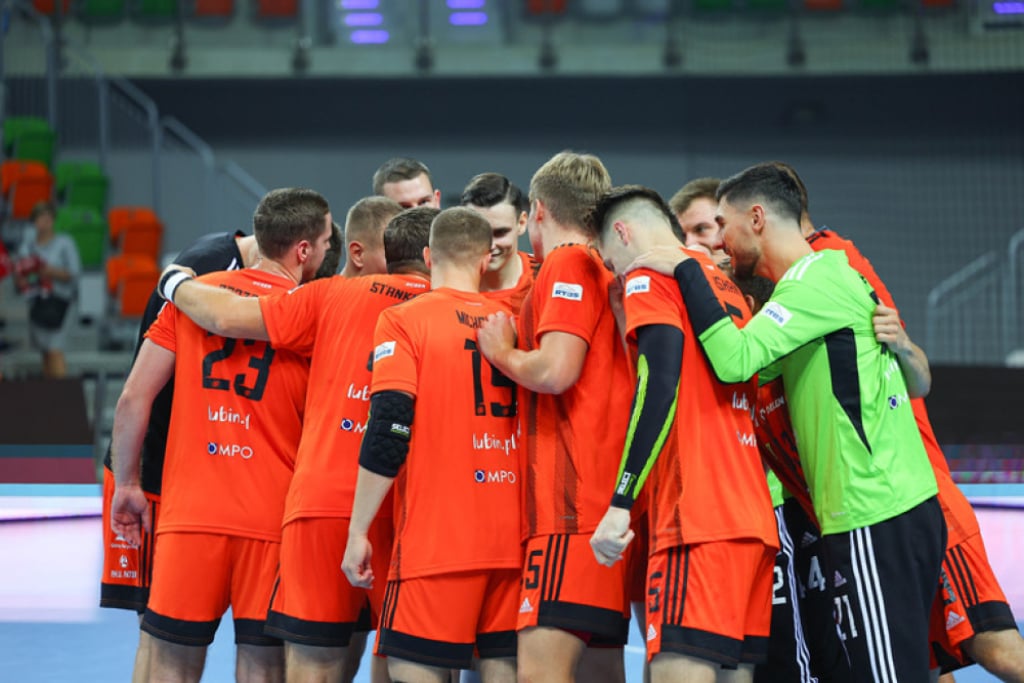 Szczypiorniści Zagłębia Lubin zostają w Superlidze - fot. zaglebie.lubin.pl