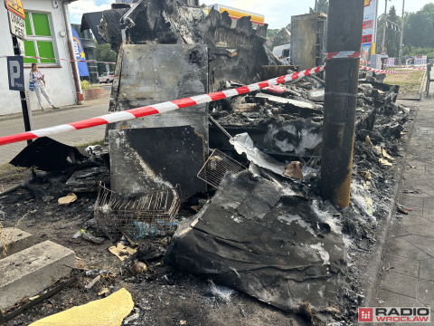 Kebab spalony doszczętnie. Po food truck'u nie ma śladu [ZDJĘCIA] - 1