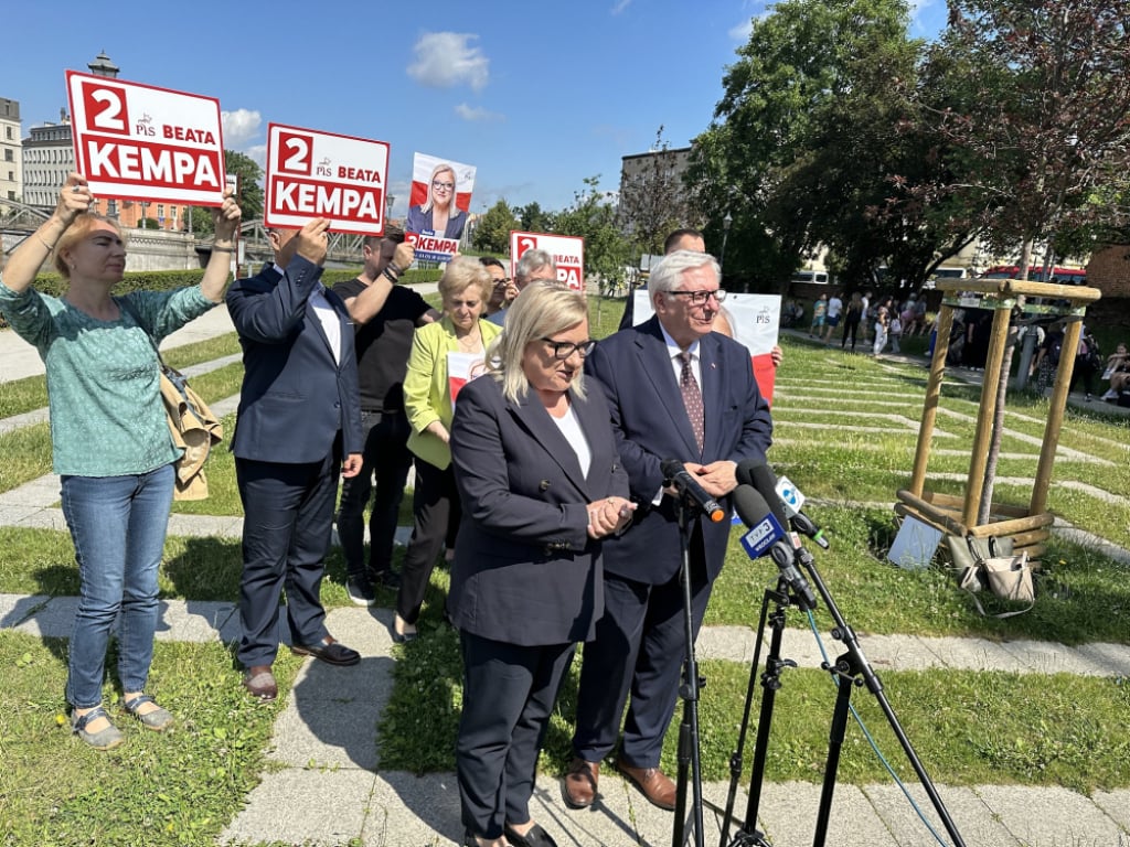 Beata Kempa żąda dymisji Donalda Tuska - fot. Piotr Osowicz