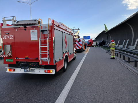 AOW znów stoi - tym razem powodem wypadek - 2