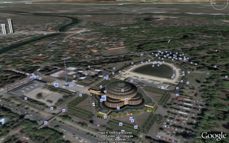 Internet: szansa czy zagrożenie dla planowania przestrzeni? - Hala Ludowa w Google Earth