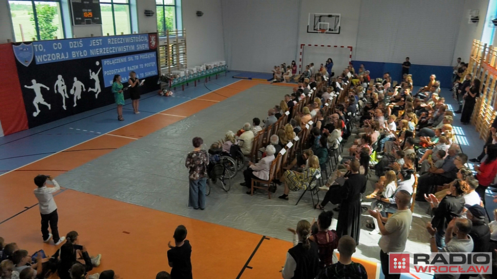 W Pławnicy otwarto nową halę sportową - fot. Jarosław Wrona