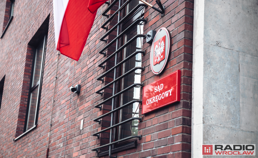 Rozpoczął się proces rodziców niemowlaka, który trafił do szpitala odurzony narkotykami - RW