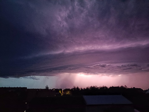 Kule gradu i silny wiatr na Dolnym Śląsku [ZDJĘCIA] - 7