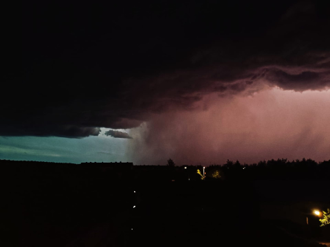 Kule gradu i silny wiatr na Dolnym Śląsku [ZDJĘCIA] - 5