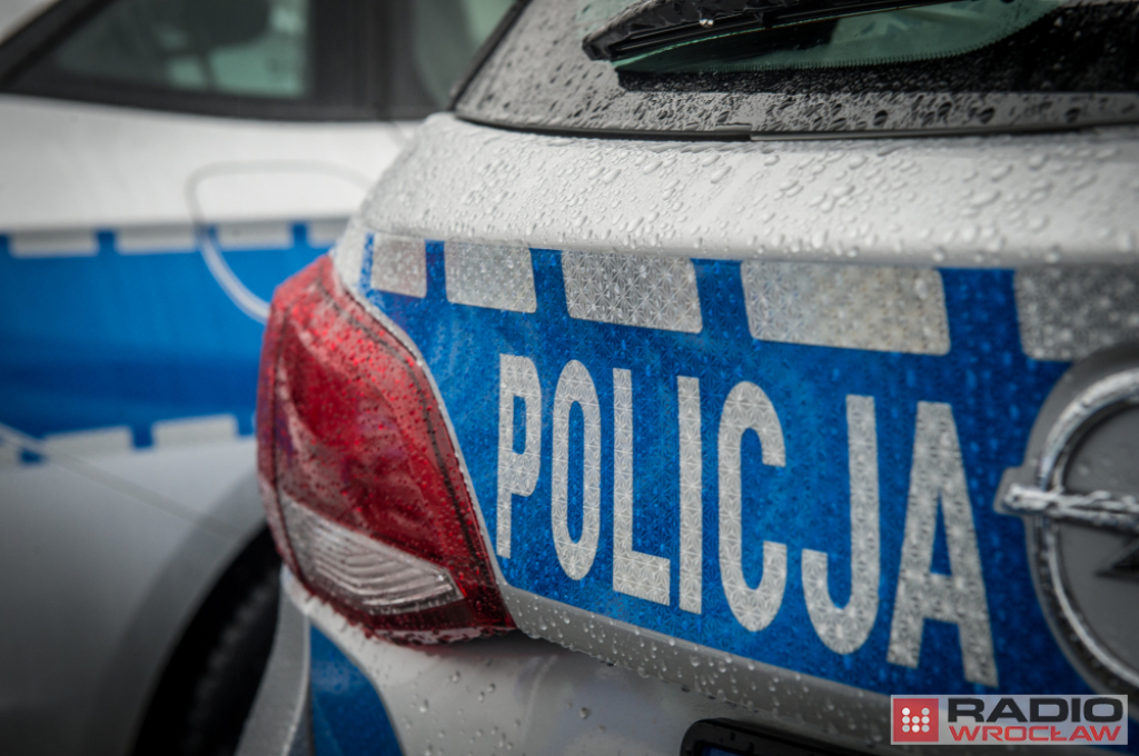 Skradzioną kartą znajomego posłużył się 72 razy. Grozi mu do 5 lat więzienia - fot. RW