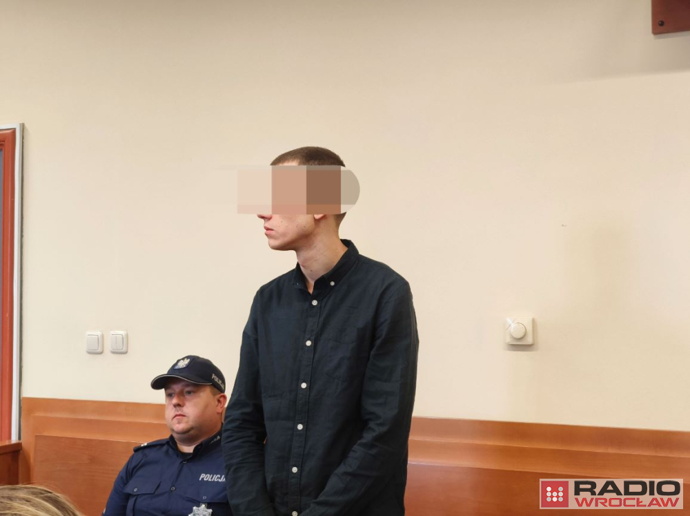 13 lat więzienia za śmiertelne potrącenie kobiety podczas policyjnej ucieczki - fot. RW