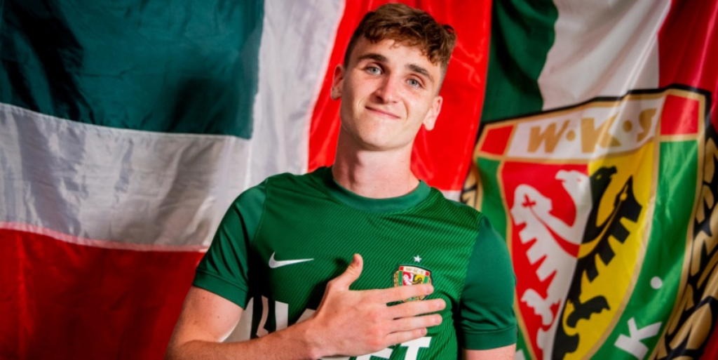Jakub Jezierski przedłużył kontrakt ze Śląskiem - fot. slaskwroclaw.pl