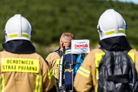Sobotnie działania strażaków na szczycie Śnieżki - 0