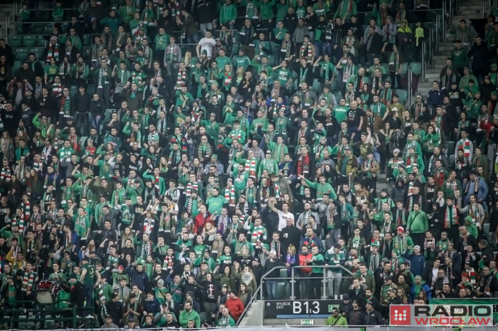 UEFA zamyka "młyn" na Śląsku – otwarcie europejskich pucharów we Wrocławiu bez trybuny B - fot. RW