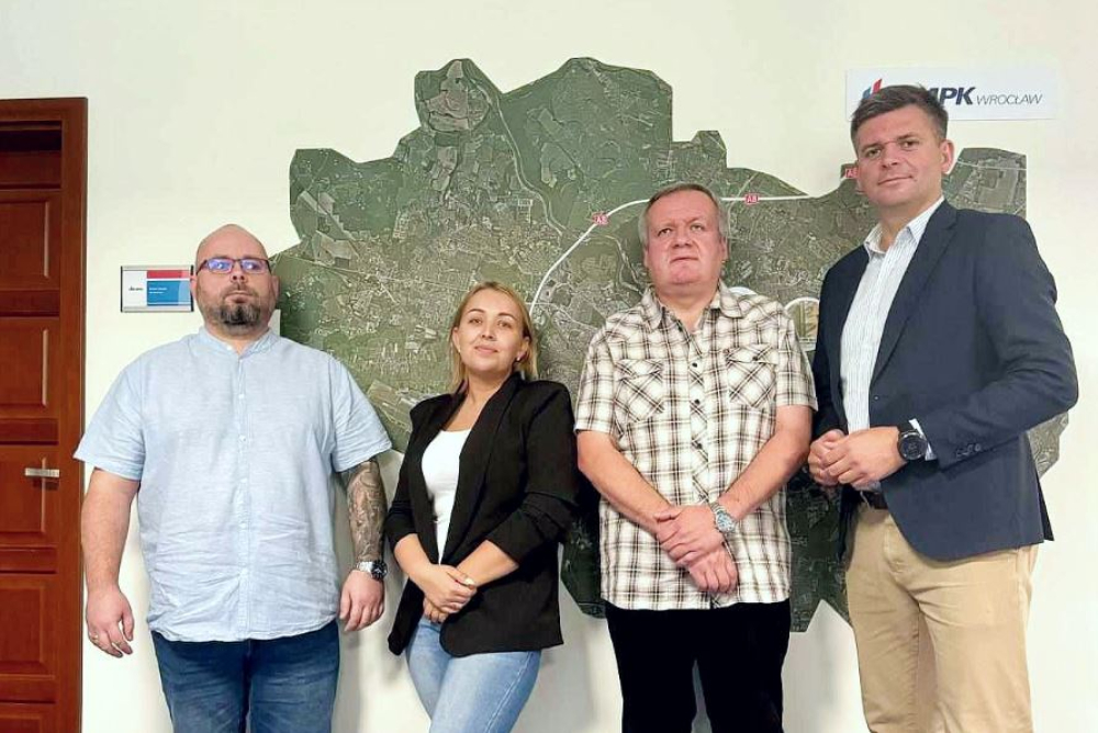 Zjeżdżając do zajezdni autobusowej uratowała młodego mężczyznę - fot. MPK Wrocław