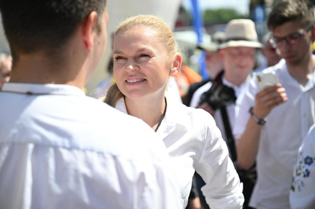 Minister Nowacka: Podstawa programowa nie powinna być układana w resorcie, ale w Instytucie Badań Edukacyjnych - fot. Barbara Nowacka / Facebook