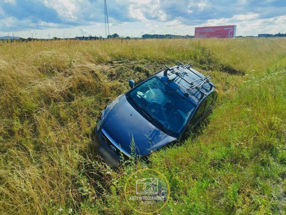 Wypadek na autostradzie A4 w stronę Wrocławia | ZOBACZ ZDJĘCIA – fot. Kąty Wrocławskie na Sygnale / Facebook