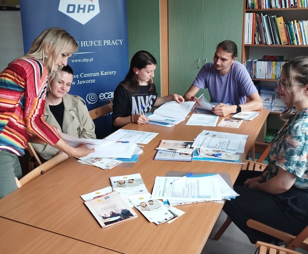 Na rynku brakuje pracy dla młodzieży - fot. Facebook / Centrum Edukacji i Pracy Młodzieży OHP w Legnicy