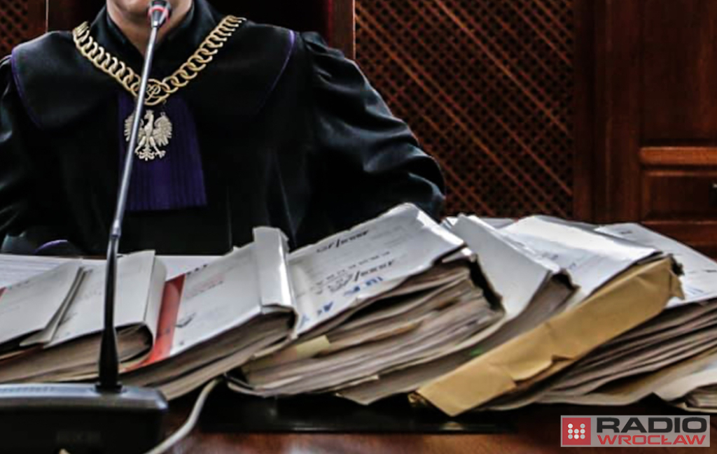 Rok więzienia w zawieszeniu za otrucie ponad 7,5 mln pszczół - fot. RW