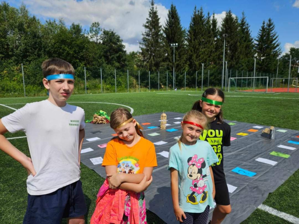 Razem z dziećmi stworzyli grę o Krainie Wygasłych Wulkanów  - Foto CENTRUM KULTURY SPORTU I TURYSTYKI W ŚWIERZAWIE