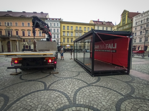 Ruszyła budowa plenerowego radia - już jutro 24 godzinny program z placu Solnego - 3