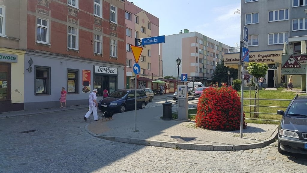 Stare i zdezelowane, zastąpią nowe i ekologiczne - Świdnica czeka na nowe lampy - fot. archiwum radiowroclaw.pl