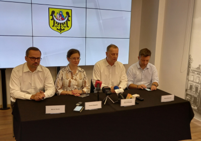 Zapowiadają walkę o CPK - nowa inicjatywa dolnośląskich polityk&oacute;w