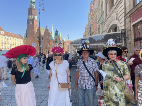 Na wrocławskim rynku wystartowały obchody XV Dni Seniora - 2