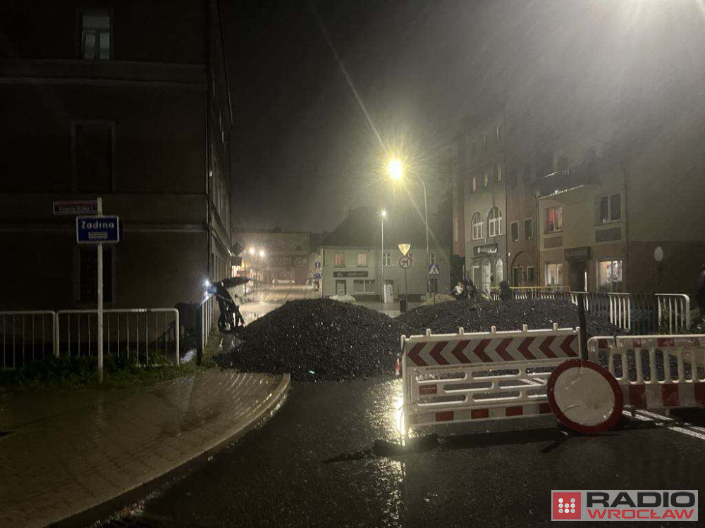 Kamienna Góra: nocne zalecenie samoewakuacji – fot. czytelnik Marcin