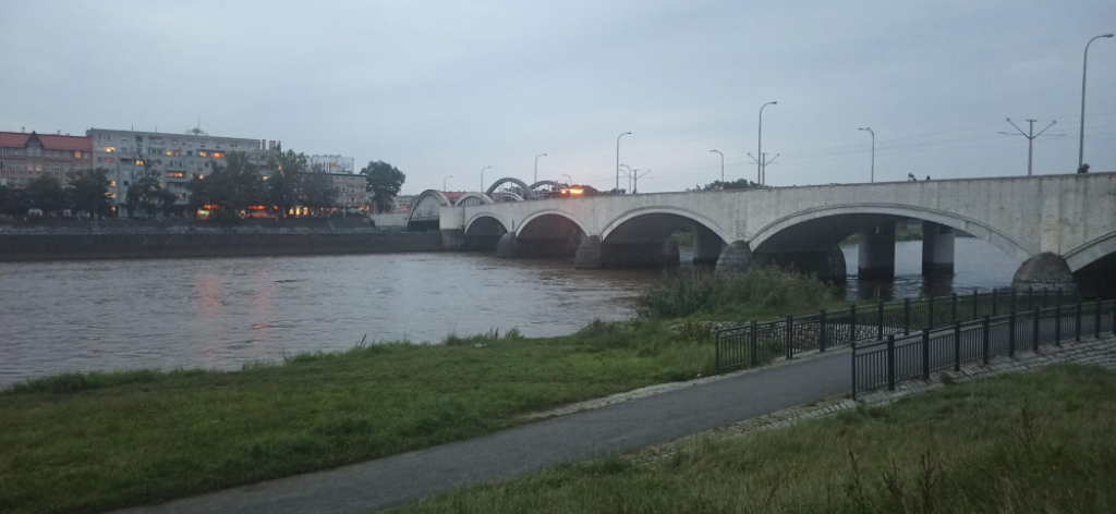 Przetarg na tunel pieszo-rowerowy pod Mostami Warszawskimi - fot. czytelnik/ Marta