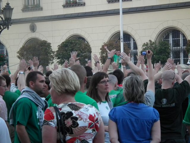 Rynek zielony od szalików - 8