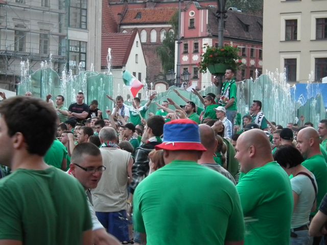 Rynek zielony od szalików - 11