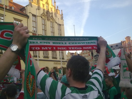 Rynek zielony od szalików - 19
