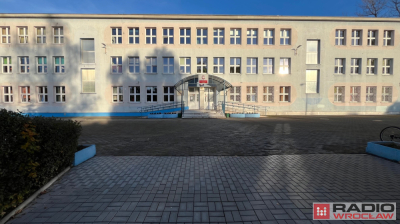 Szkoły ciągle czekają na remont po powodzi. Potrzeba milion&oacute;w złotych