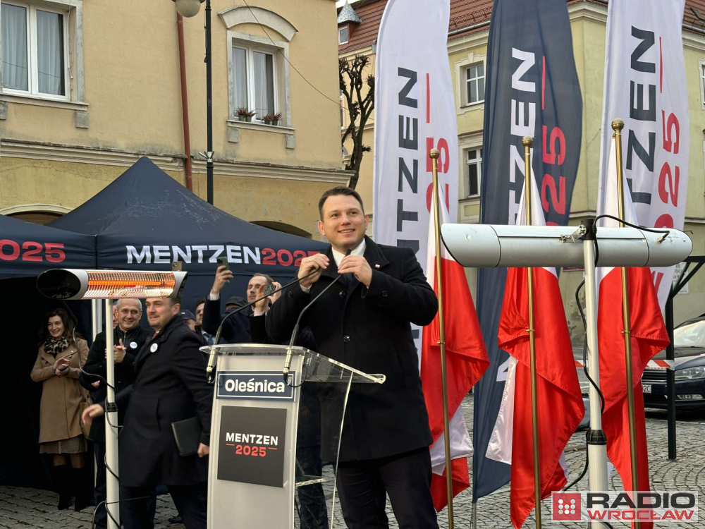 Sławomir Mentzen spotkał się z mieszkańcami Oleśnicy – fot. Mateusz Florczyk