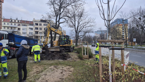Kolejna duża awaria wodociągów we Wrocławiu! Mieszkańcy w całym mieście skarżyli się na brak wody [AKTUALIZACJA] - 1
