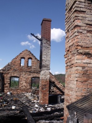 Trzy rodziny bez dachu nad głową - 1