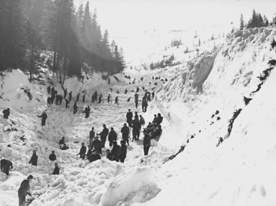 To była najtragiczniejsza lawina w Karkonoszach. Śnieg porwał 24 osoby w Białym Jarze, tylko 5 przeżyło