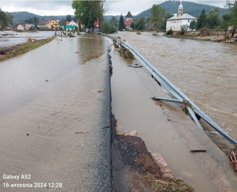 Trwa odbudowa dróg po powodzi. Na Dolnym Śląsku planują kolejne inwestycje - 3
