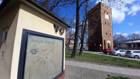 Miało być otwarcie miejskich toalet w Legnicy. Na miejscu okazało się, że wszystkie wymagają napraw - 3