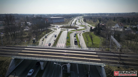Buspas na Jagodno. Nadchodzą duże zmiany dla pasażerów z tego osiedla. Niektórzy mogą... stracić dobre połączenia - 9