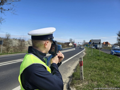 Akcja "Prędkość" na Dolnym Śląsku. Prawie 1700 kierowc&oacute;w jechało zbyt szybko, 16 straciło prawo jazdy