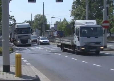 Stój w kolejce, płać i... płacz - 