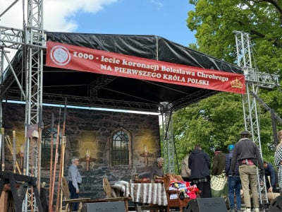 Wjazd kr&oacute;la Bolesława Chrobrego, zbroje i śpiewy. Rodzinny piknik historyczny w Parku Południowym