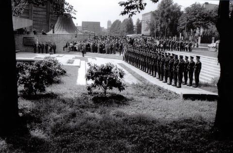 Panorama Racławicka działa już 40 lat! Zobaczcie, jak wyglądał montaż 114-metrowego obrazu we Wrocławiu [ARCHIWALNE ZDJĘCIA] - 16