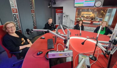 Wiecz&oacute;r zDolnego Śląska: Politycy i kłamstwa. Jak odr&oacute;żnić je od prawdy? [WIDEO]