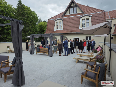 Modernizacja w Sanatorium Azalia. Kuracjusze zachwyceni tarasem słonecznym [ZDJĘCIA] - 12