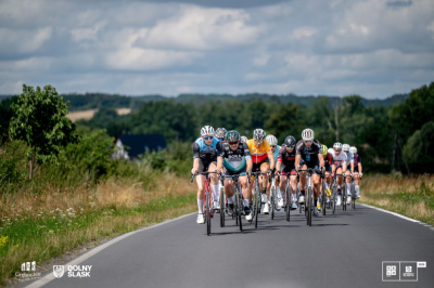 Szosowy Klasyk Obisz&oacute;w. Cykl VeloBank Via Dolny Śląsk na finiszu