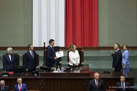 To już oficjalne! Karol Nawrocki został prezydentem Polski. Co powiedział podczas orędzia? - 3